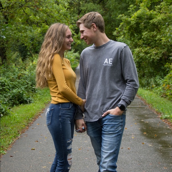 Meet your Posher, Olivia - Picture 3 of 6